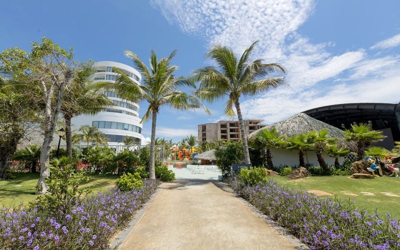Selectum Noa Resort Cam Ranh