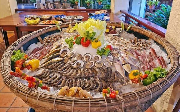 Nhà hàng Sunrise tại sunny resort Phan Thiết