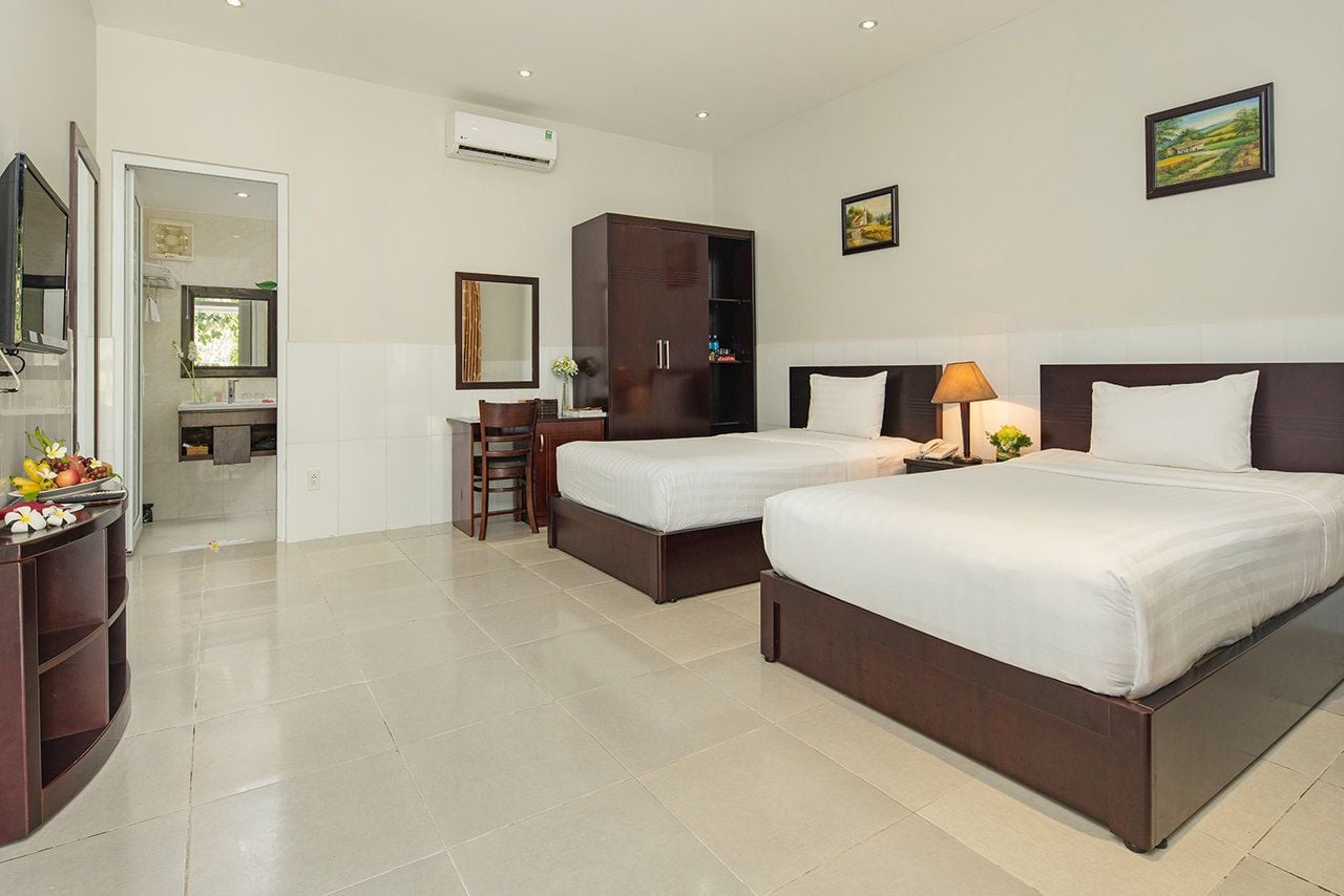 The Sailing Bay Beach Resort Mũi Né
