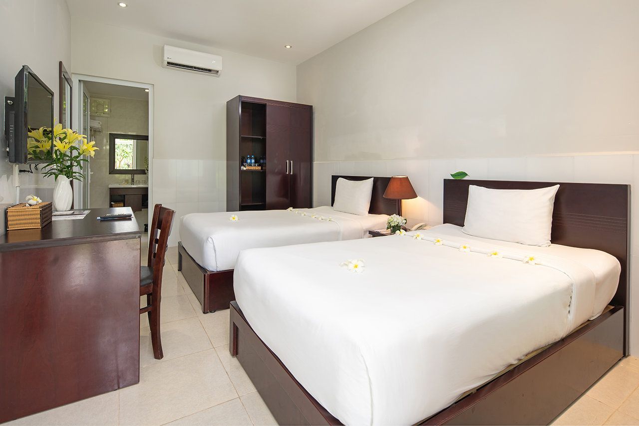 The Sailing Bay Beach Resort Mũi Né