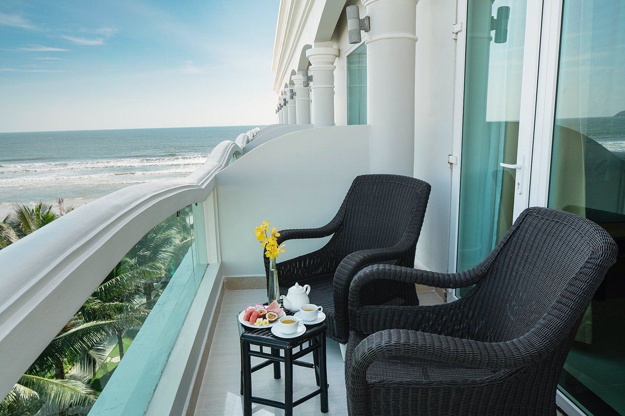 The Sailing Bay Beach Resort Mũi Né