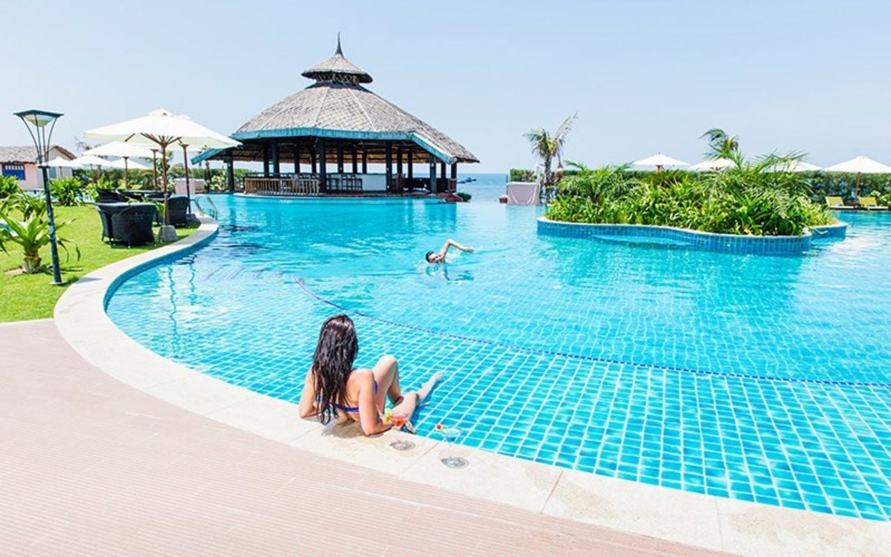 The Sailing Bay Beach Resort Mũi Né