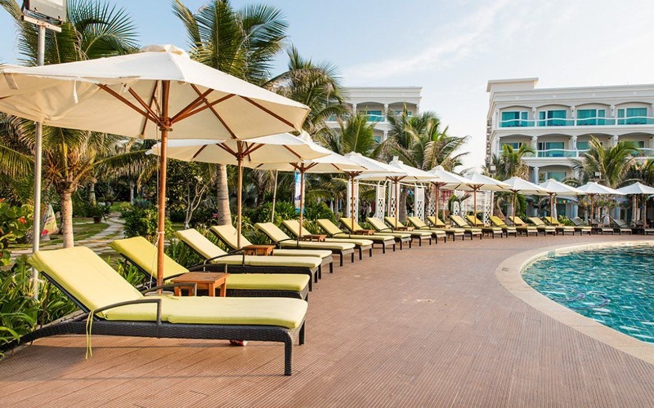 The Sailing Bay Beach Resort Mũi Né