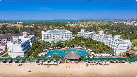 The Sailing Bay Beach Resort Mũi Né