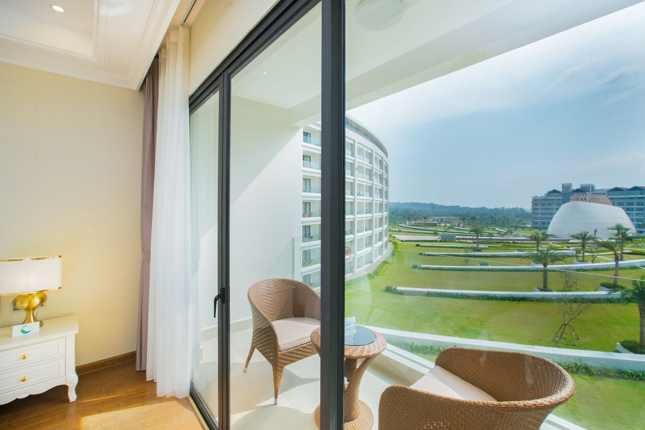 VinOasis Phú Quốc Resort