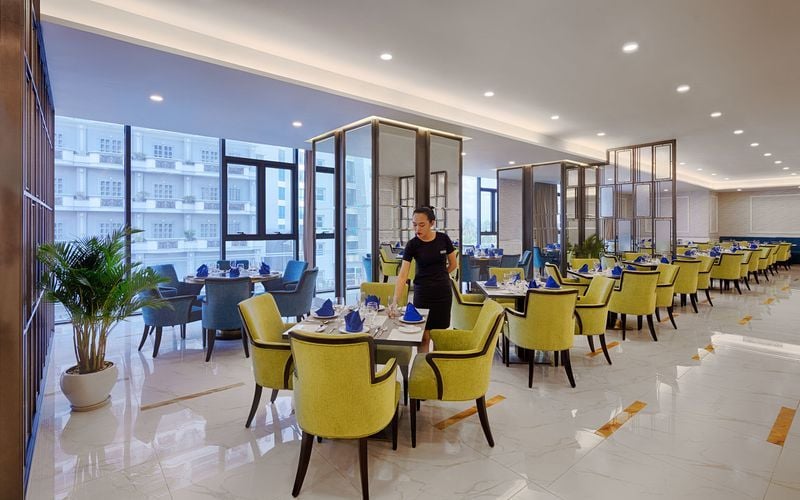 Khách sạn Vinpearl Beachfront Nha Trang