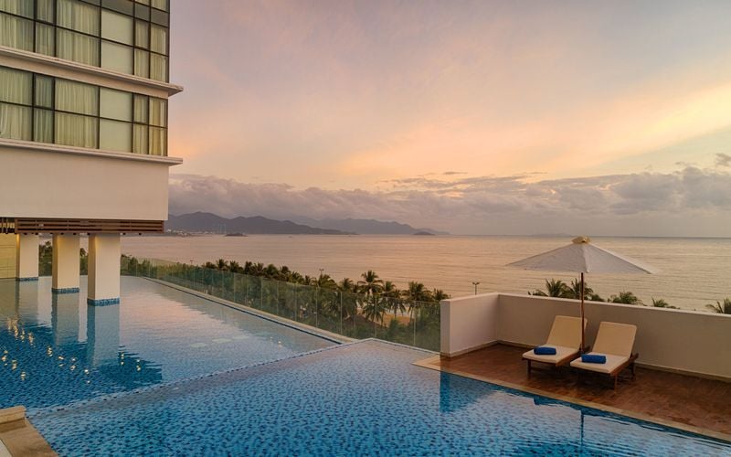 Khách sạn Vinpearl Beachfront Nha Trang