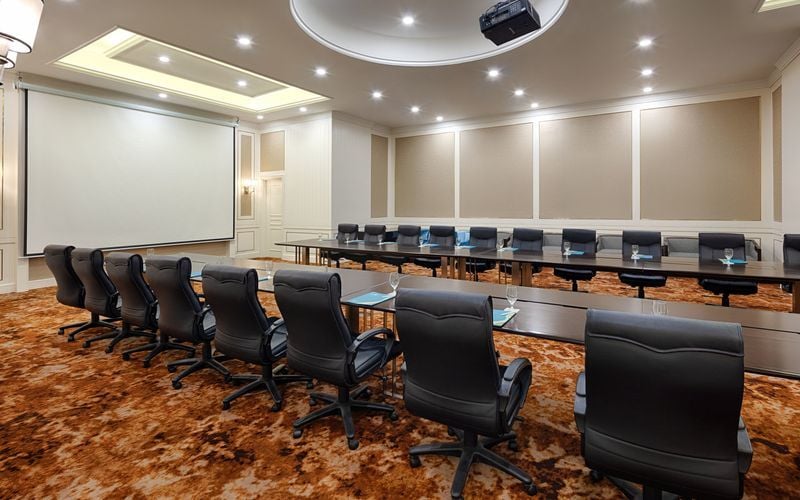 Khách sạn Vinpearl Beachfront Nha Trang