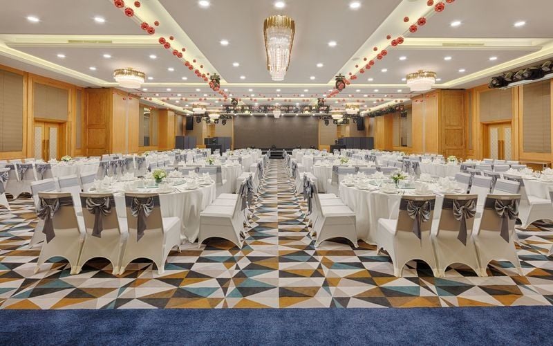 Khách sạn Vinpearl Beachfront Nha Trang