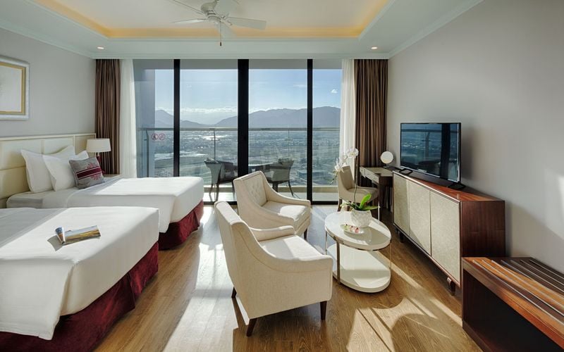 Khách sạn Vinpearl Beachfront Nha Trang