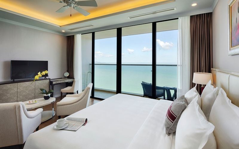 Khách sạn Vinpearl Beachfront Nha Trang