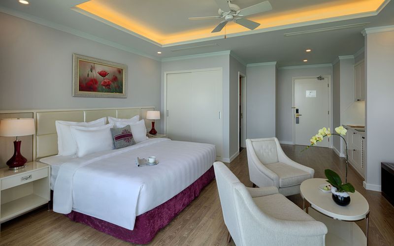 Khách sạn Vinpearl Beachfront Nha Trang