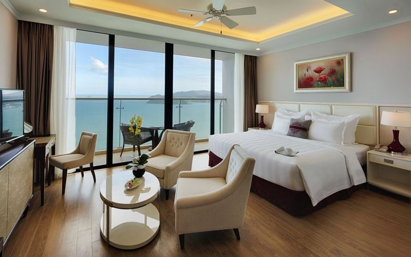 Khách sạn Vinpearl Beachfront Nha Trang