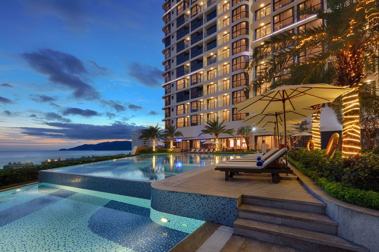 Melia Vinpearl Empire Nha Trang