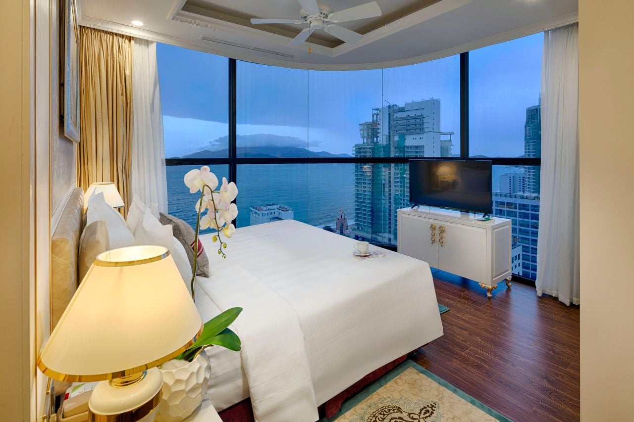 Melia Vinpearl Empire Nha Trang