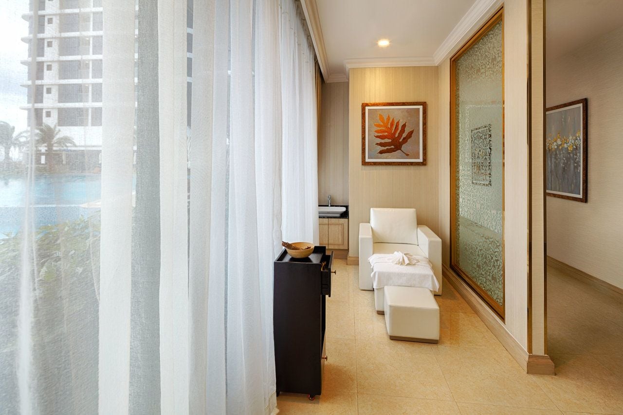 Melia Vinpearl Empire Nha Trang
