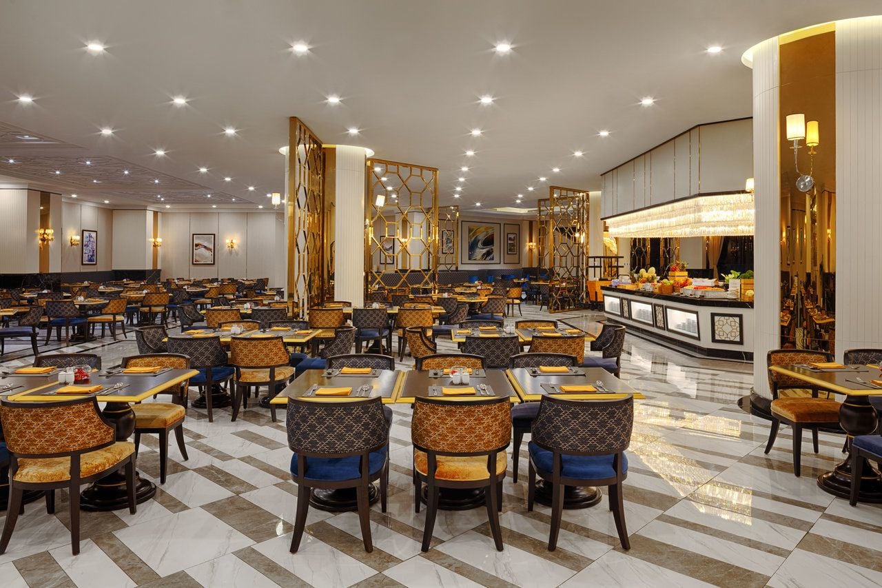 Melia Vinpearl Empire Nha Trang