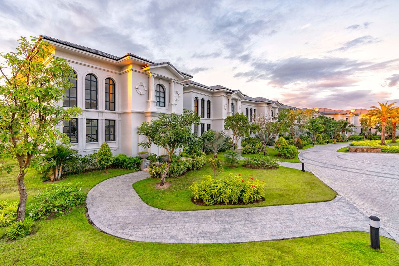 Melia Vinpearl Discovery Coastalland Phú Quốc