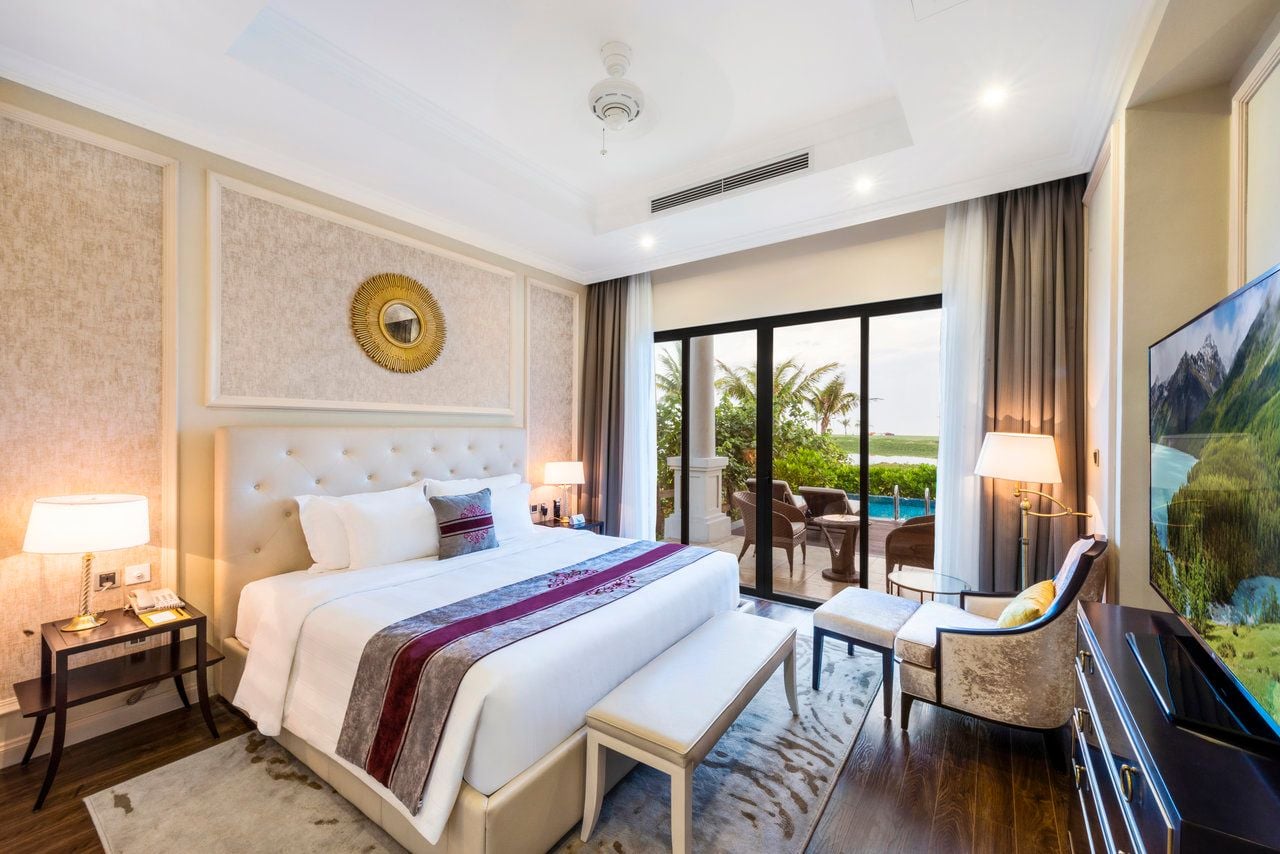 Melia Vinpearl Cua Hoi Beach Resort