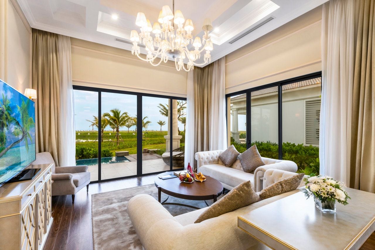 Melia Vinpearl Cua Hoi Beach Resort