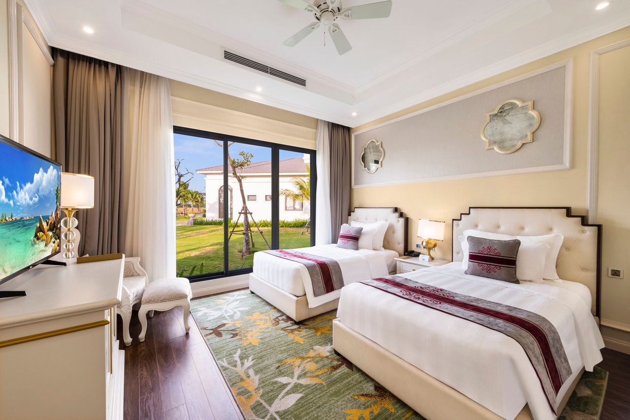 Melia Vinpearl Cua Hoi Beach Resort