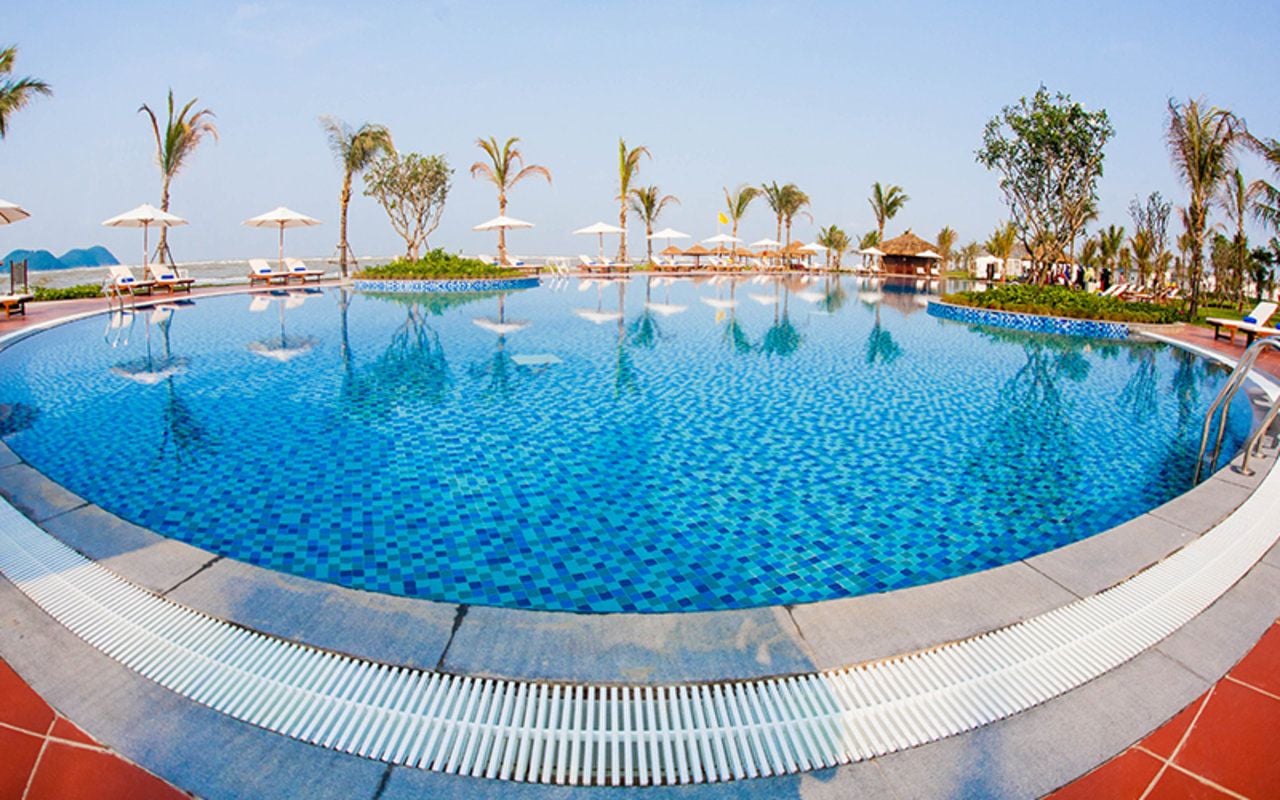 Melia Vinpearl Cua Hoi Beach Resort