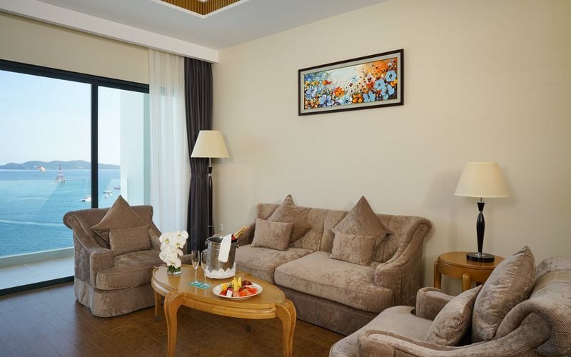 Vinpearl Nha Trang Bay Resort & Spa