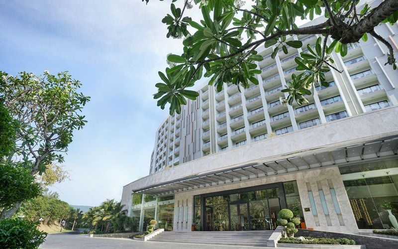 Vinpearl Nha Trang Bay Resort & Spa