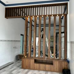 Lam vách ngăn phòng khách và bếp kết hợp tủ tivi - loại bảng lớn 10cmx20cm