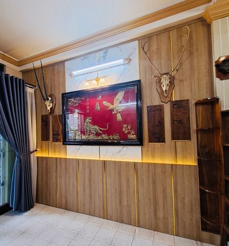 CẢI TẠO - ỐP TƯỜNG PHÒNG KHÁCH