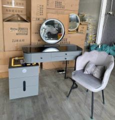BÀN TRANG ĐIỂM NHẬP KHẨU - VPO1