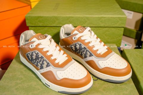  Dior B27 Low-Top Sneaker 