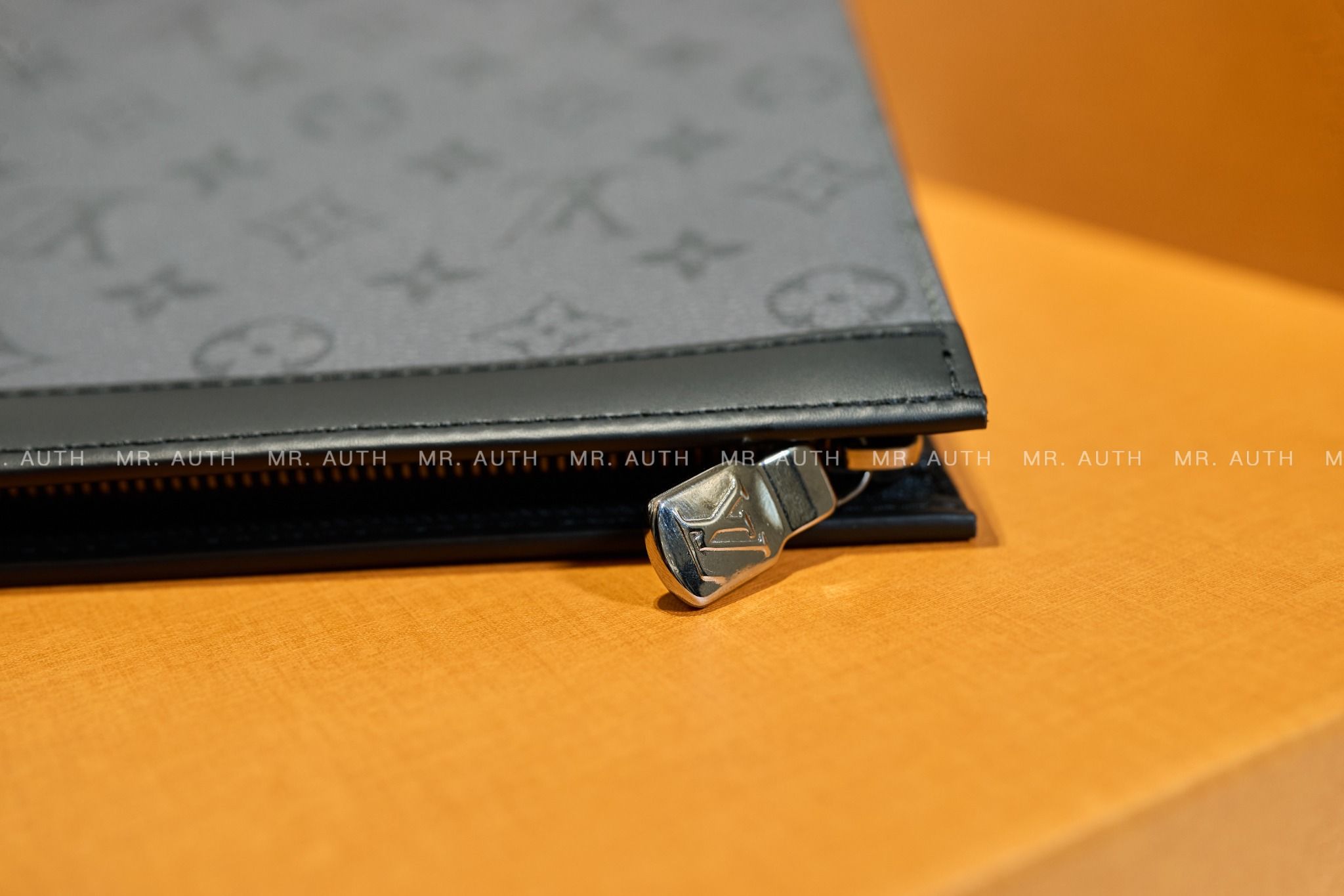Louis Vuitton Pochette Voyage MM.