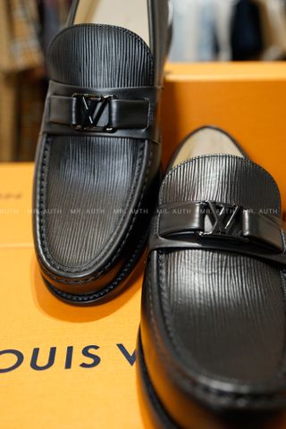  Louis Vuitton Major Loafer. 