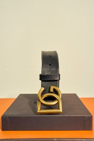  Dolce & Gabbana Split-grain Leather With Crossover DG Logo Belt. 