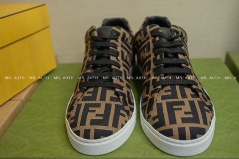  Fendi FF Jacquard Fabric Low-tops. 