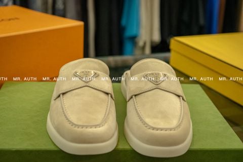  Prada Suede sabots 