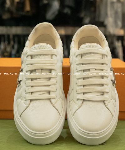  Salvatore Feragamo White Leather Sneakers 
