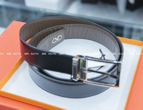  Salvatore Ferragamo Reversible & Adjustable Gancini Belt 