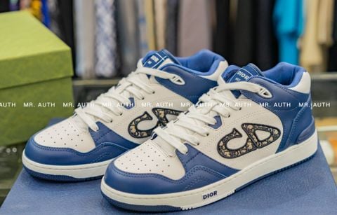  Dior B57 Low-Top Sneaker. 