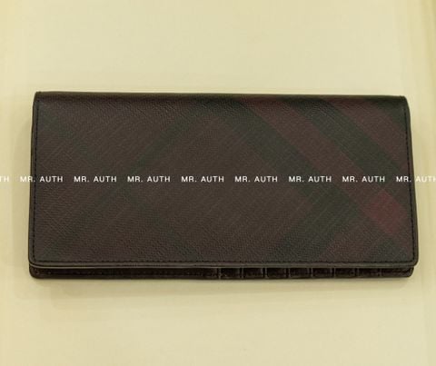  Burberry Checked Long Wallet 