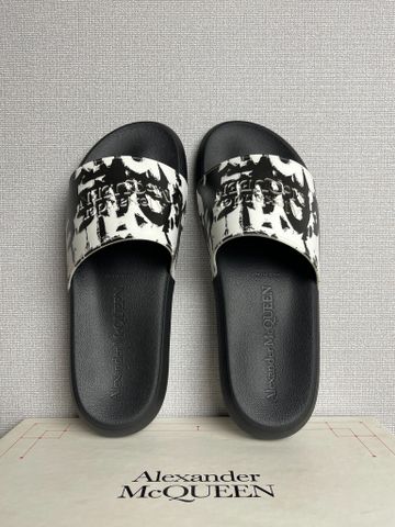  Dép Alexander Mcqueen Mega Graffiti Slider 