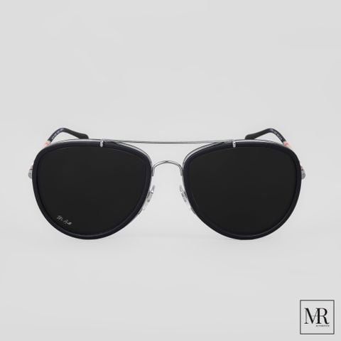  Kính mát Burberry Sunglasses. 