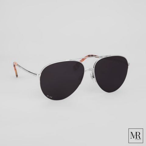  Kính mát Burberry Sunglasses. 