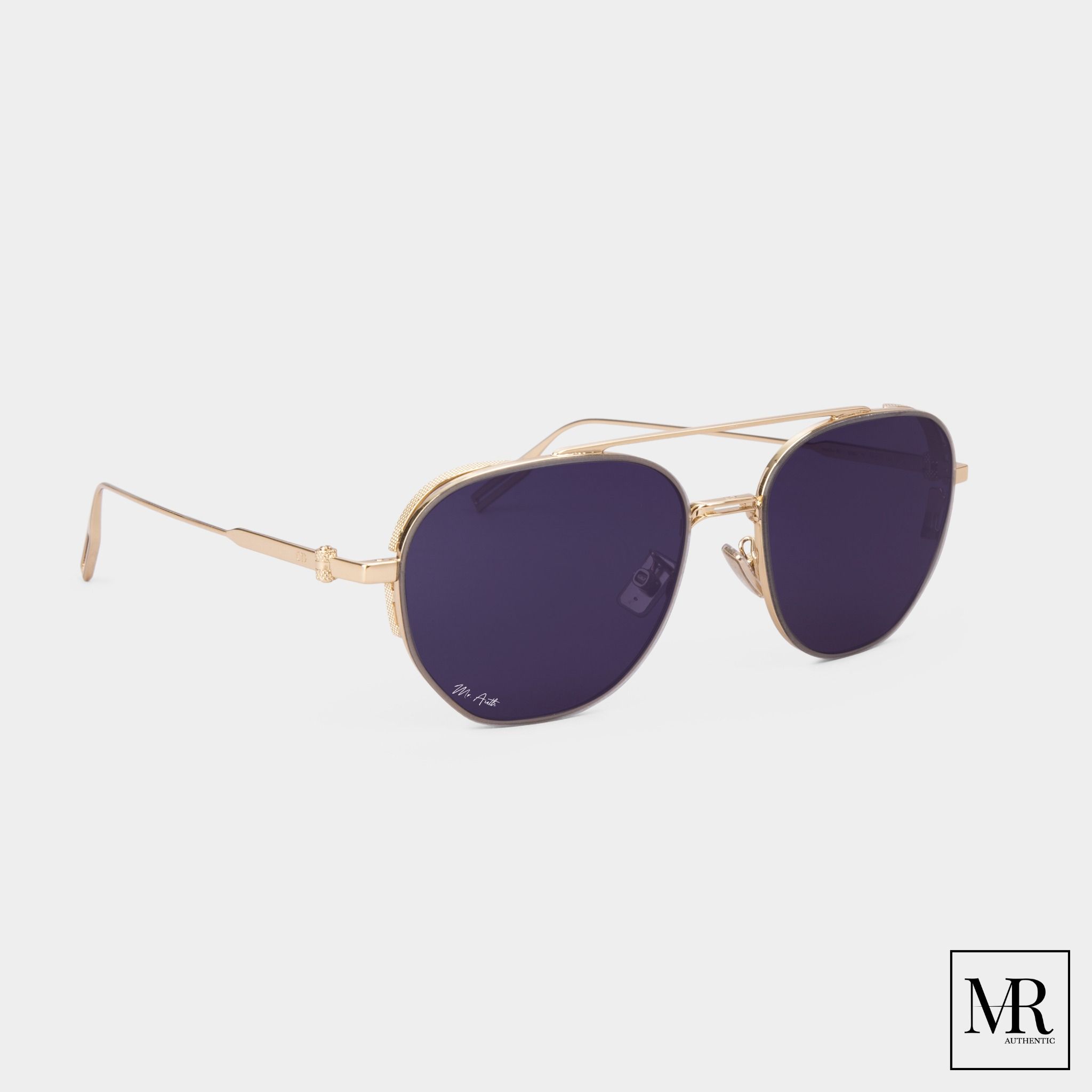 Kính mát Dior Sunglasses.