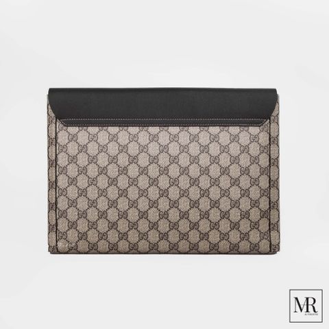  Ví Gucci GG Supreme Pouch. 