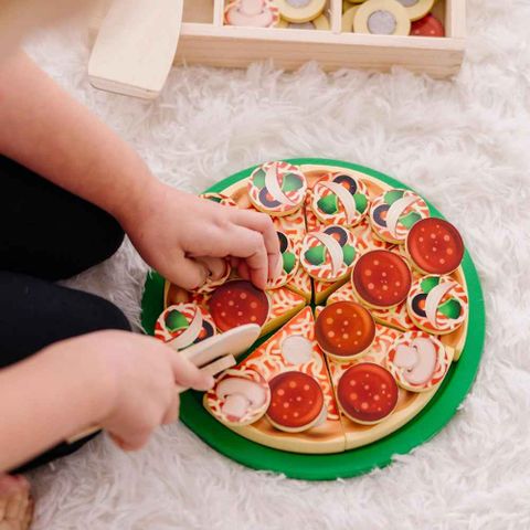  Đồ chơi pizza bằng gỗ Melissa & Doug Pizza Party Wooden Play Food Set 