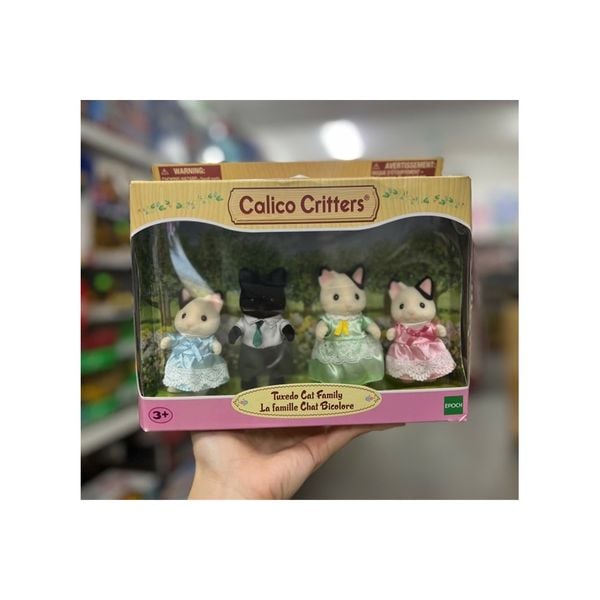 23win08 com búp bê gia đình Calico Critters Tuxedo Cat Family