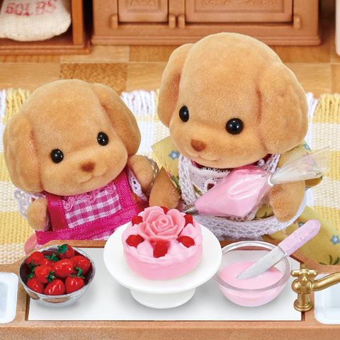  Đồ chơi búp bê gia đình Calico Critters Toy Poodle Family 