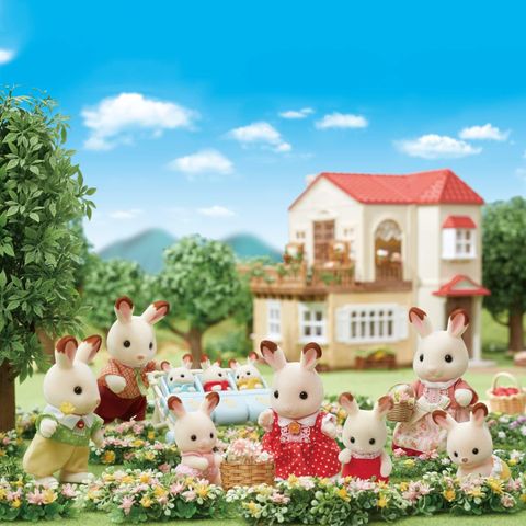  Calico Critters Hopscotch Rabbit Family Sylvanian Families 